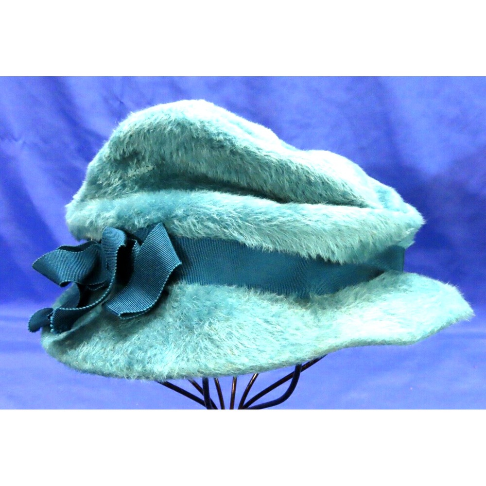 VTG TEAL BLUE Fuzzy Faux Fur SLOUCHY CLOCHE HAT Christine/Empress VAGABOND